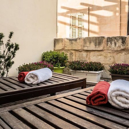Valletta Ajkla Mansion Екстериор снимка
